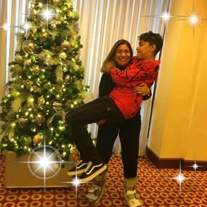 Meet your Posher, Fayza